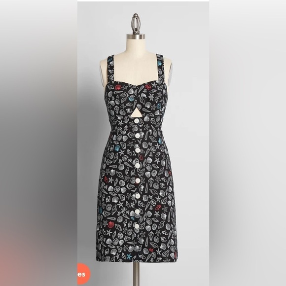 NWT Modcloth Black Seashell Strap Fit Flare Dress 4 - Picture 1 of 5